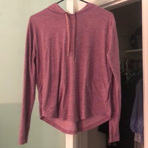 NWOT Never worm Old Navy Active sweatshirt/ hood